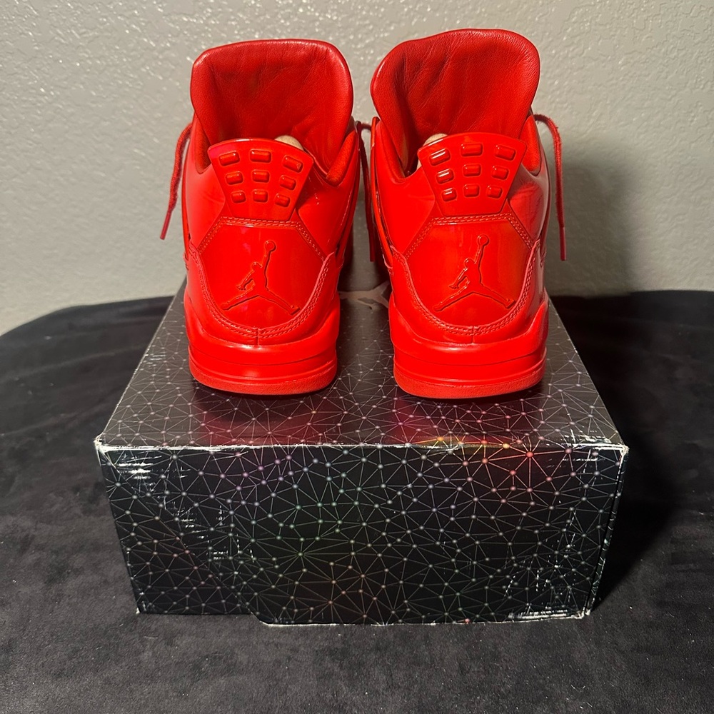 Jordan 4 Lab Size 10.5 - Picture 4 of 5